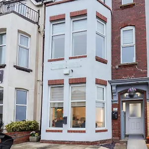 Apartment Frankies Seaview 5 United Kingdom